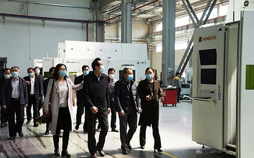 苏州市副市长蒋来清等向导调研太阳城网址机械人智能装备工业基地