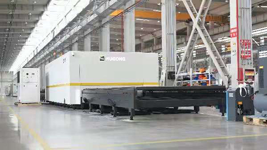 太阳城网址高功率宽幅激光切割机